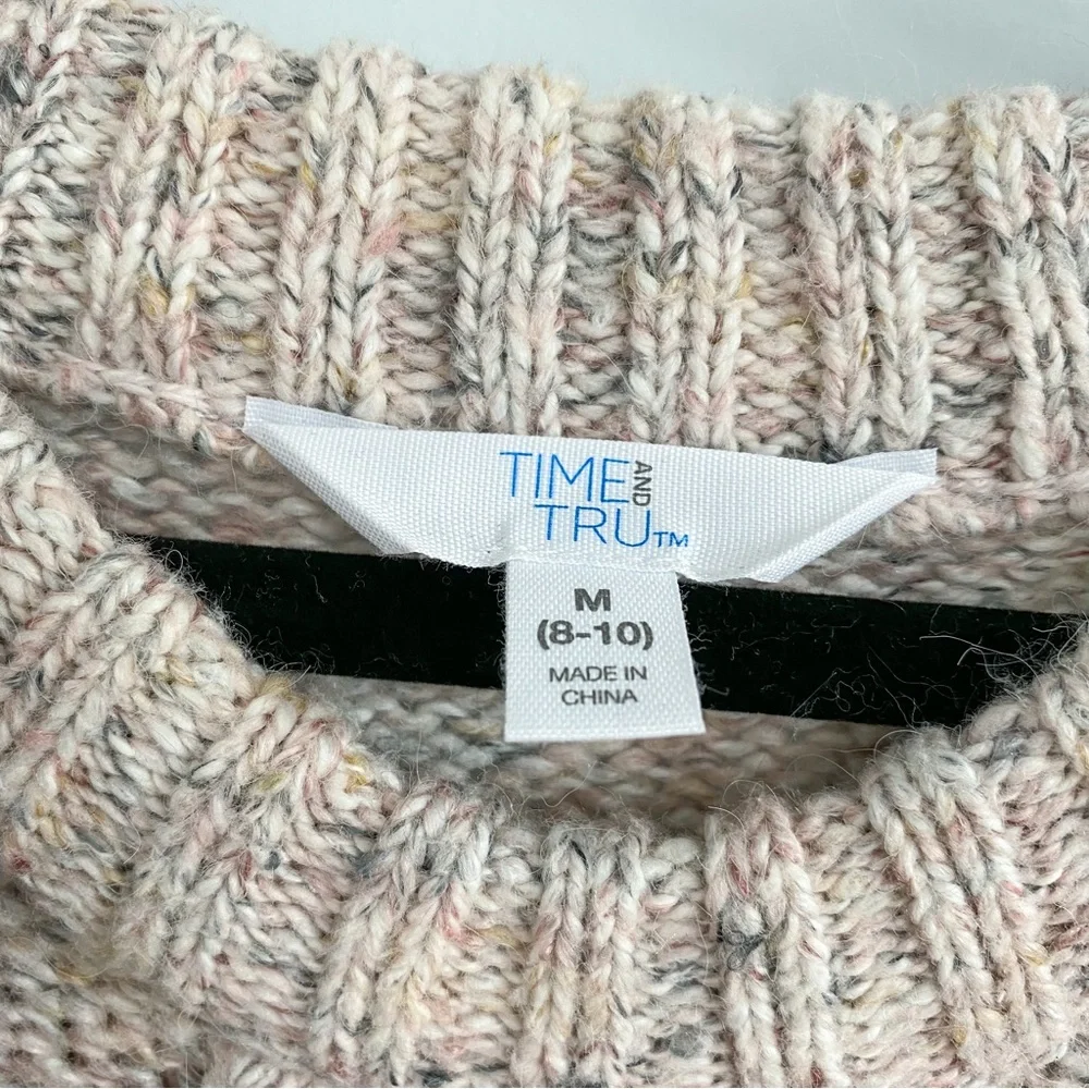 Bundle of Cable Knit Sweaters - Picture 7 of 9
